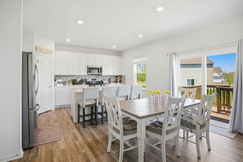 Tiny photo for 4706 Fox Trail Court, Wonder Lake, IL 60097 (MLS # 12655494)
