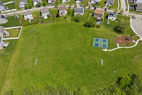 Tiny photo for 4706 Fox Trail Court, Wonder Lake, IL 60097 (MLS # 12655494)