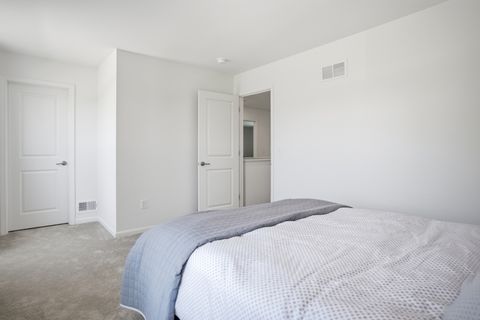 Tiny photo for 4706 Fox Trail Court, Wonder Lake, IL 60097 (MLS # 12655494)