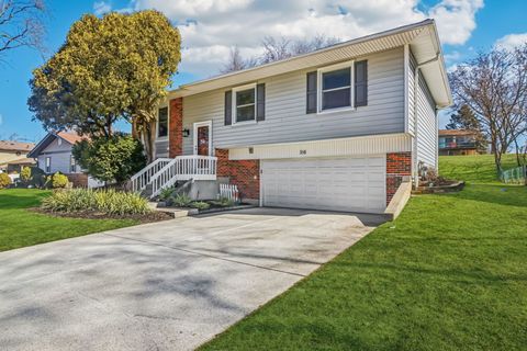 Tiny photo for 316 Bedford Road, Bolingbrook, IL 60440 (MLS # 12427642)