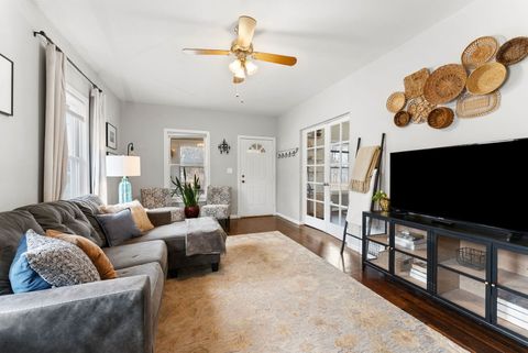 Tiny photo for 606 Indian Road, Davenport, IA 52802 (MLS # 12583467)