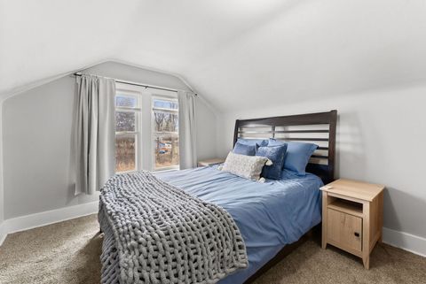 Tiny photo for 606 Indian Road, Davenport, IA 52802 (MLS # 12583467)