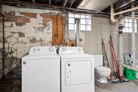 Tiny photo for 606 Indian Road, Davenport, IA 52802 (MLS # 12583467)