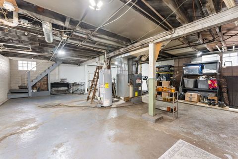 Tiny photo for 606 Indian Road, Davenport, IA 52802 (MLS # 12583467)