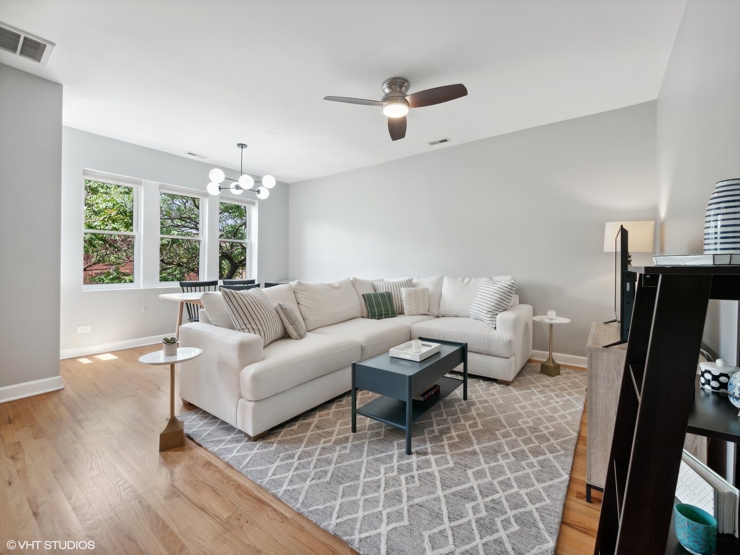 3607 N Bosworth Avenue 3