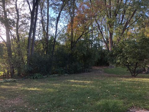 Tiny photo for 822 Liberty Avenue, St. Charles, IL 60174 (MLS # 12503969)