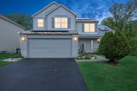Tiny photo for 4 W Tall Oak Drive, Hainesville, IL 60073 (MLS # 12463378)