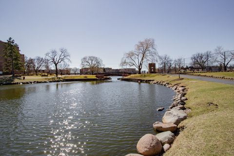 Tiny photo for 1101 S Hunt Club Drive #403, Mount Prospect, IL 60056 (MLS # 12635173)