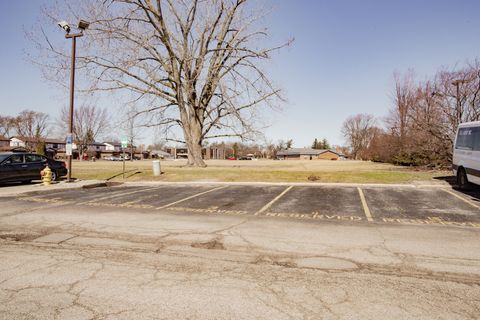 Tiny photo for 1101 S Hunt Club Drive #403, Mount Prospect, IL 60056 (MLS # 12635173)