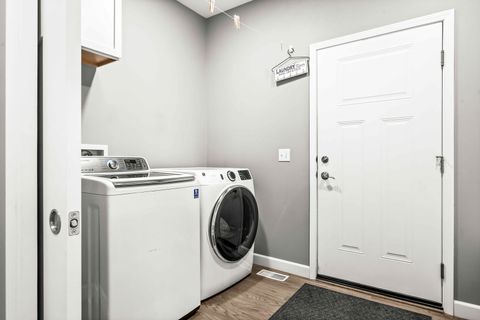 Tiny photo for 3103 Fox Creek Road, Bloomington, IL 61705 (MLS # 12509486)