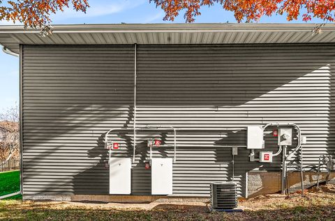 Tiny photo for 3103 Fox Creek Road, Bloomington, IL 61705 (MLS # 12509486)