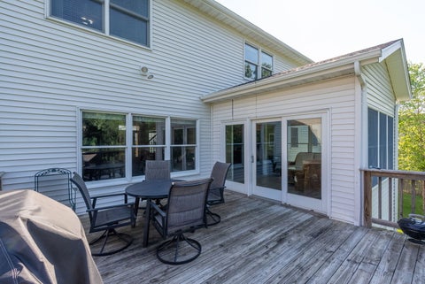 Tiny photo for 3212 Summertree Avenue, Bettendorf, IA 52722 (MLS # 12697853)