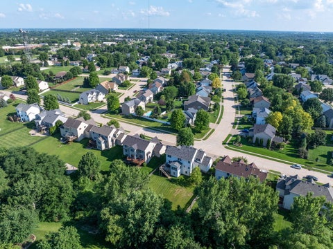 Tiny photo for 3212 Summertree Avenue, Bettendorf, IA 52722 (MLS # 12697853)