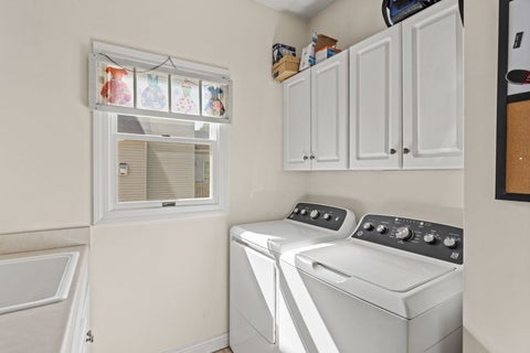 Tiny photo for 3212 Summertree Avenue, Bettendorf, IA 52722 (MLS # 12697853)