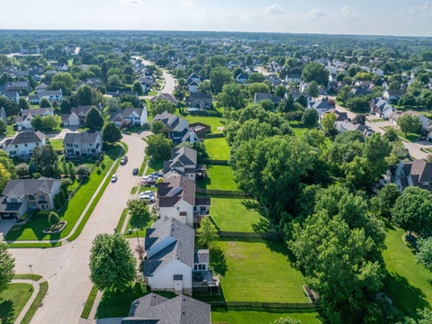 Tiny photo for 3212 Summertree Avenue, Bettendorf, IA 52722 (MLS # 12697853)