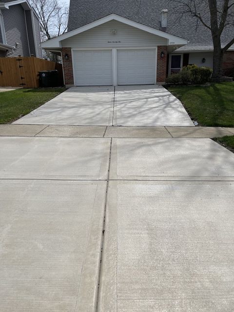 Tiny photo for 1275 Rosedale Lane, Hoffman Estates, IL 60169 (MLS # 12612665)