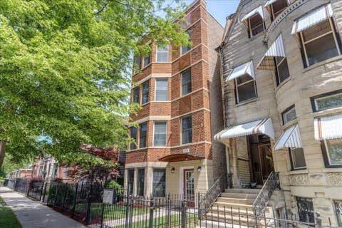 Photo of 3629 S GILES Avenue #4, Chicago, IL 60653 (MLS # 12657824)