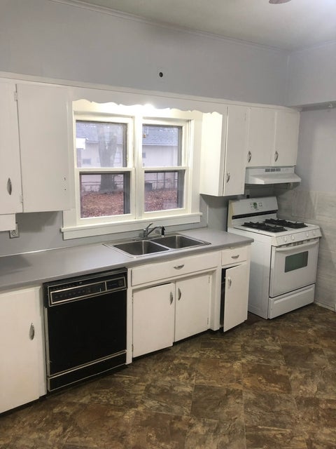 Tiny photo for 708 E 11th Street, Centralia, IL 62801 (MLS # 12727984)
