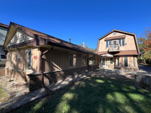 1700 E Forest Avenue Des Plaines IL 60018