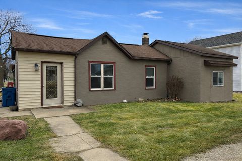 Photo of 130 S Iowa Avenue, Ladd, IL 61329 (MLS # 12584653)