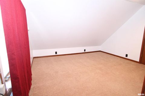 Tiny photo for 1316 FLORENCE Avenue, Clinton, IA 52732 (MLS # QC4269402)