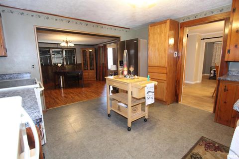 Tiny photo for 1316 FLORENCE Avenue, Clinton, IA 52732 (MLS # QC4269402)