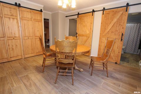 Tiny photo for 1316 FLORENCE Avenue, Clinton, IA 52732 (MLS # QC4269402)