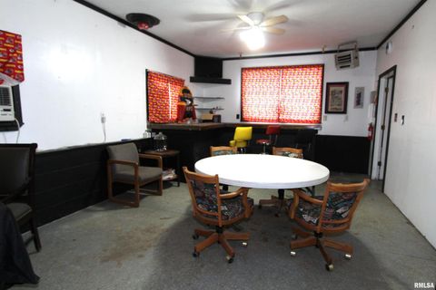 Tiny photo for 1316 FLORENCE Avenue, Clinton, IA 52732 (MLS # QC4269402)