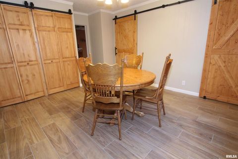 Tiny photo for 1316 FLORENCE Avenue, Clinton, IA 52732 (MLS # QC4269402)