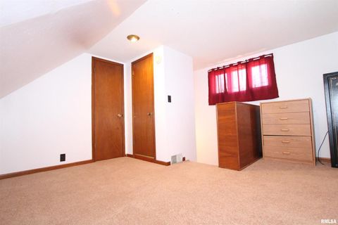 Tiny photo for 1316 FLORENCE Avenue, Clinton, IA 52732 (MLS # QC4269402)