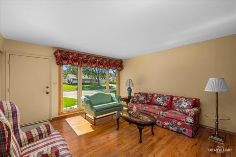 Tiny photo for 160 Forest Park Lane, Hoffman Estates, IL 60169 (MLS # 12778078)