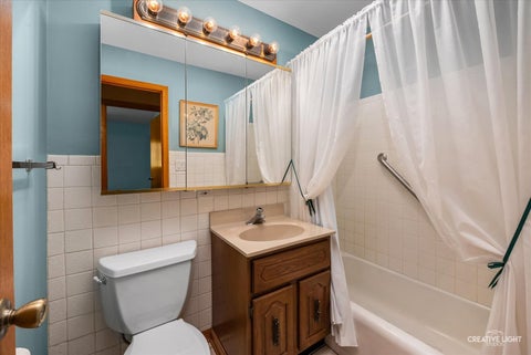Tiny photo for 160 Forest Park Lane, Hoffman Estates, IL 60169 (MLS # 12778078)