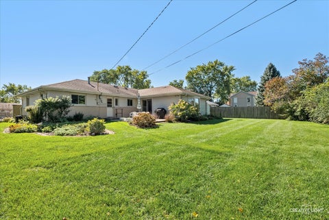 Tiny photo for 160 Forest Park Lane, Hoffman Estates, IL 60169 (MLS # 12778078)