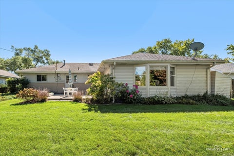 Tiny photo for 160 Forest Park Lane, Hoffman Estates, IL 60169 (MLS # 12778078)