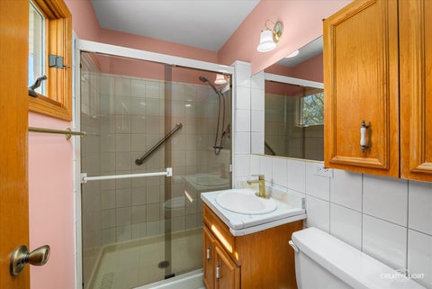 Tiny photo for 160 Forest Park Lane, Hoffman Estates, IL 60169 (MLS # 12778078)