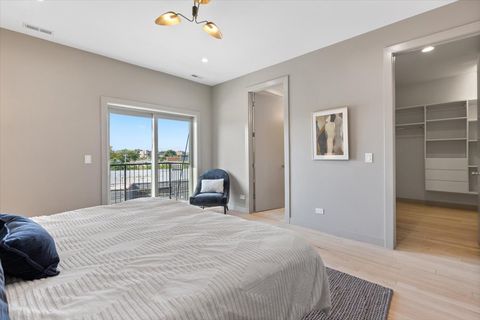 Tiny photo for 2450 N Clybourn Avenue #3S, Chicago, IL 60614 (MLS # 12551805)