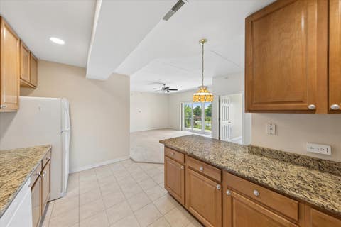 Tiny photo for 8822 BROOKFIELD Avenue #405, Brookfield, IL 60513 (MLS # 12668035)