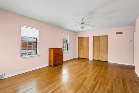 Tiny photo for 407 W North Avenue, Elmhurst, IL 60126 (MLS # 12525997)