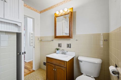 Tiny photo for 407 W North Avenue, Elmhurst, IL 60126 (MLS # 12525997)