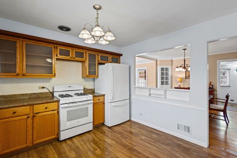 Tiny photo for 407 W North Avenue, Elmhurst, IL 60126 (MLS # 12525997)