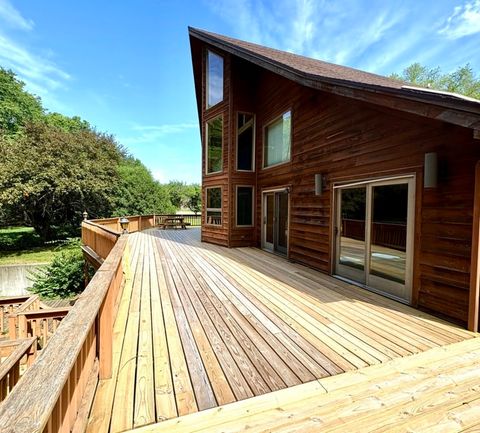 Tiny photo for 821 Bernal Court, Spring Valley, IL 61362 (MLS # 12671437)