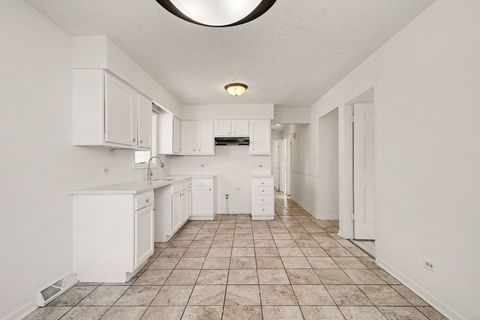 Tiny photo for 2938 173rd Place, Lansing, IL 60438 (MLS # 12557069)