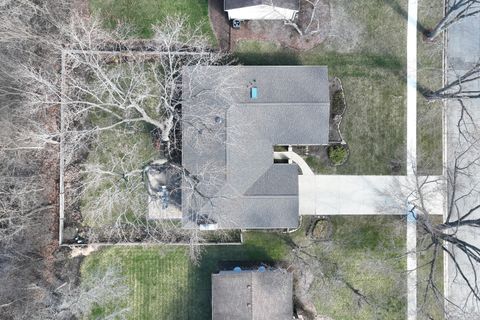 Tiny photo for 122 Williamsburg Drive, Bartlett, IL 60103 (MLS # 12597822)