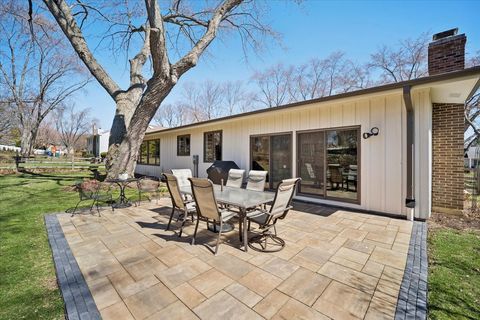 Tiny photo for 122 Williamsburg Drive, Bartlett, IL 60103 (MLS # 12597822)