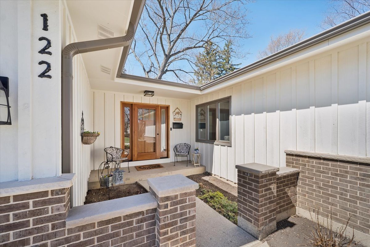 122 Williamsburg Drive