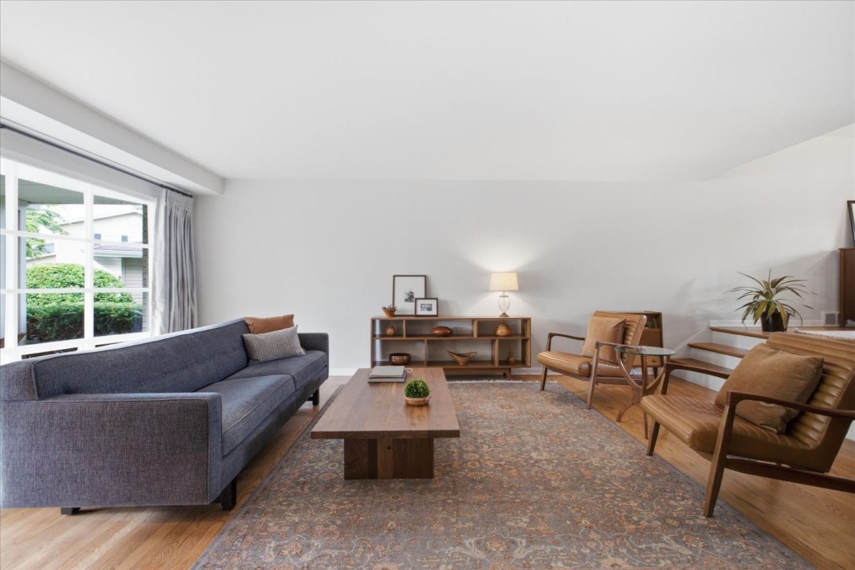1006 Meadowlark Lane