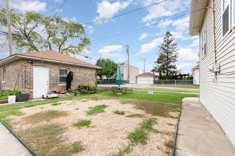 Tiny photo for 1300 S 49th Avenue, Cicero, IL 60804 (MLS # 12494746)