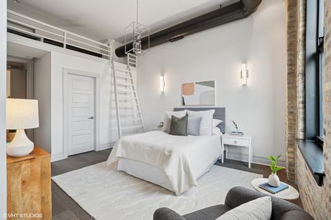 Tiny photo for 401 N Aberdeen Street #4S, Chicago, IL 60642 (MLS # 12550970)