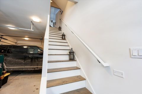 Tiny photo for 176 S Arlington Avenue, Elmhurst, IL 60126 (MLS # 12614465)