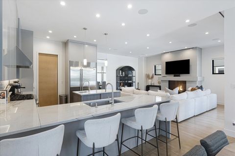 Tiny photo for 176 S Arlington Avenue, Elmhurst, IL 60126 (MLS # 12614465)